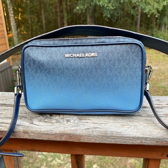 Michae Kors Ombré Blue Camera Bag - Picture 1 of 8